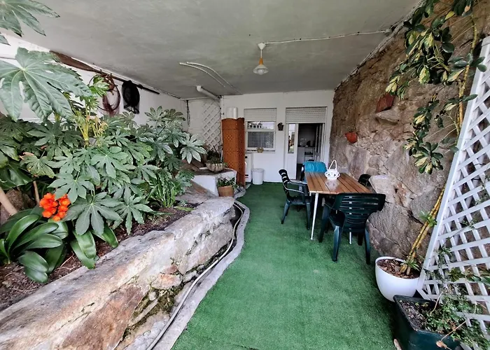 Baiona, 3 Con Jardin *